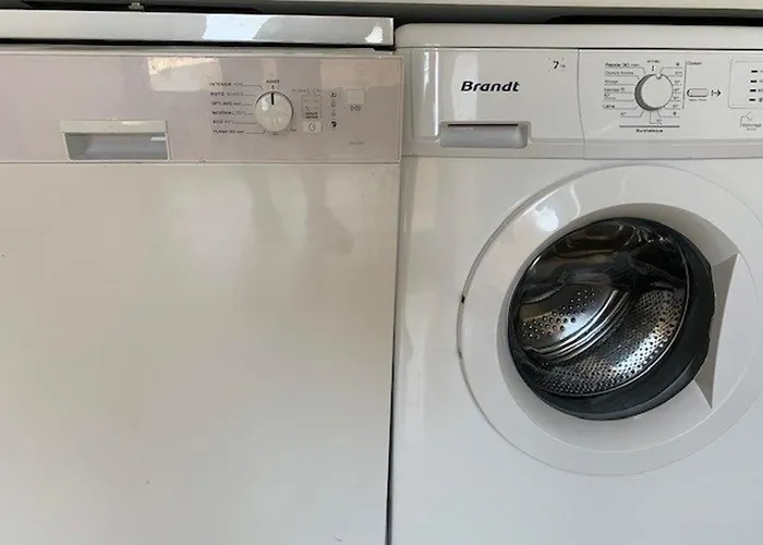 Appartement T2 Vue Piscine, A 100m De La Plage, Cap D'agde - Fr-1-607-208